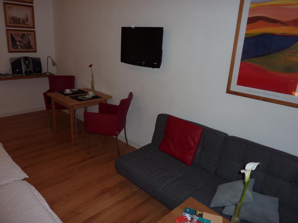 Lessing-Apartment Dusseldorf Exterior photo